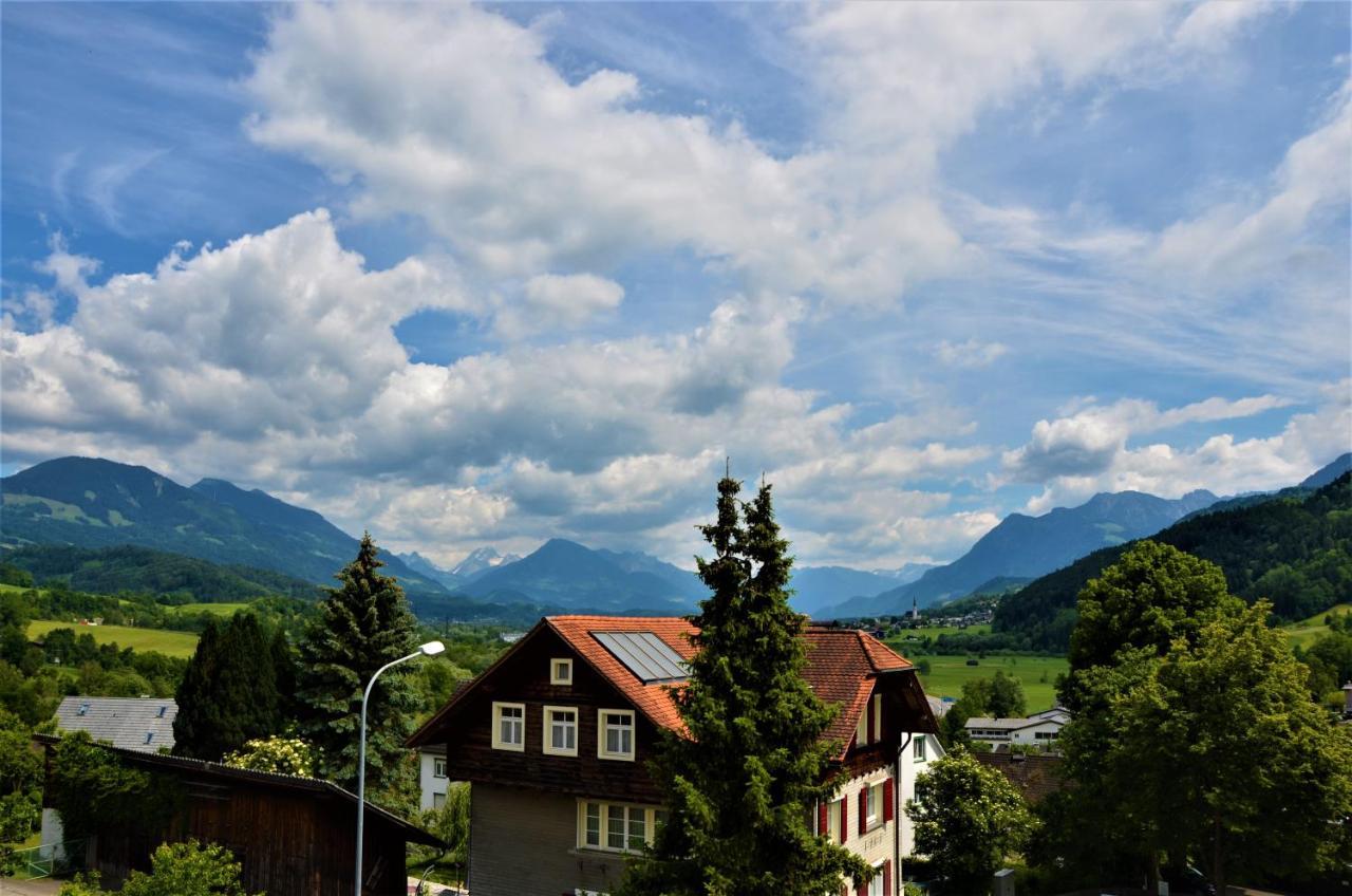 Ferienwohnung Walgaublick Frastanz Екстер'єр фото
